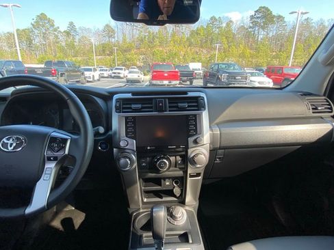 Used 2022 Toyota 4Runner SR5 Premium w/ Moonroof Package image 26