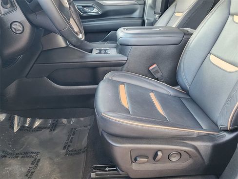 Used 2023 GMC Yukon AT4 image 26