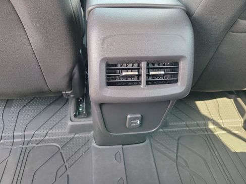 Used 2024 Chevrolet Equinox LT w/ LPO, Floor Liner Package FWD image 37