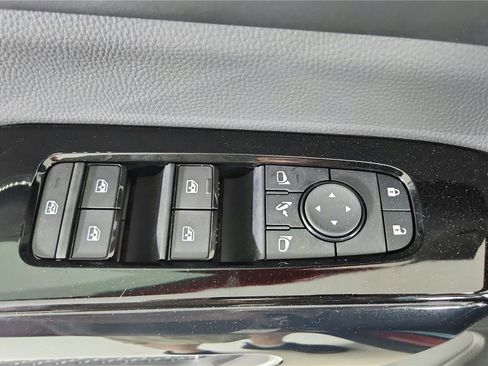 New 2026 Nissan Pathfinder Platinum AWD/4WD image 10