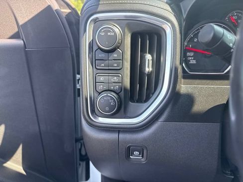 Used 2020 Chevrolet Silverado 1500 LT Trail Boss AWD/4WD image 27