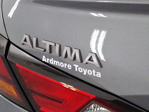 Used 2025 Nissan Altima 2.5 SR w/ SR Premium Package FWD image 24