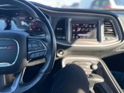 Used 2019 Dodge Challenger SXT w/ Blacktop Package image 7