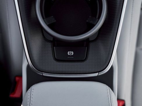 Used 2022 Porsche 911 Turbo S image 57