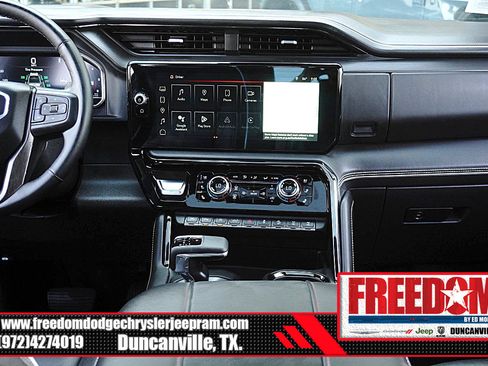 Used 2024 GMC Sierra 1500 AT4X AWD/4WD image 19
