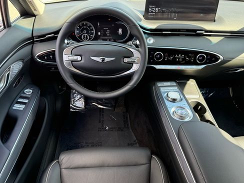 Used 2025 Genesis GV70 2.5T w/ Advanced Package image 13