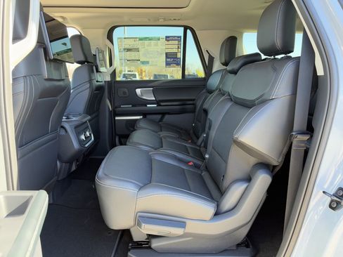 New 2026 Ford Expedition Max Platinum w/ Driver's Package image 29