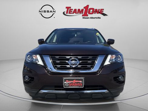 Used 2019 Nissan Pathfinder SL image 12