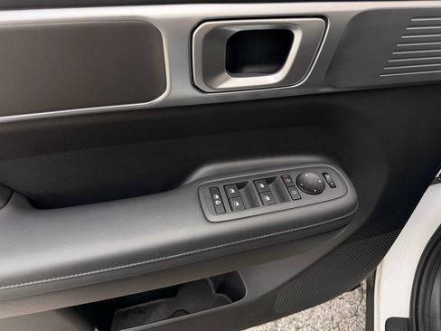 Used 2025 Hyundai Santa Fe XRT image 14