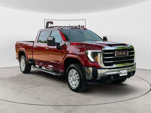 Used 2024 GMC Sierra 3500 SLT w/ SLT Premium Package image 7