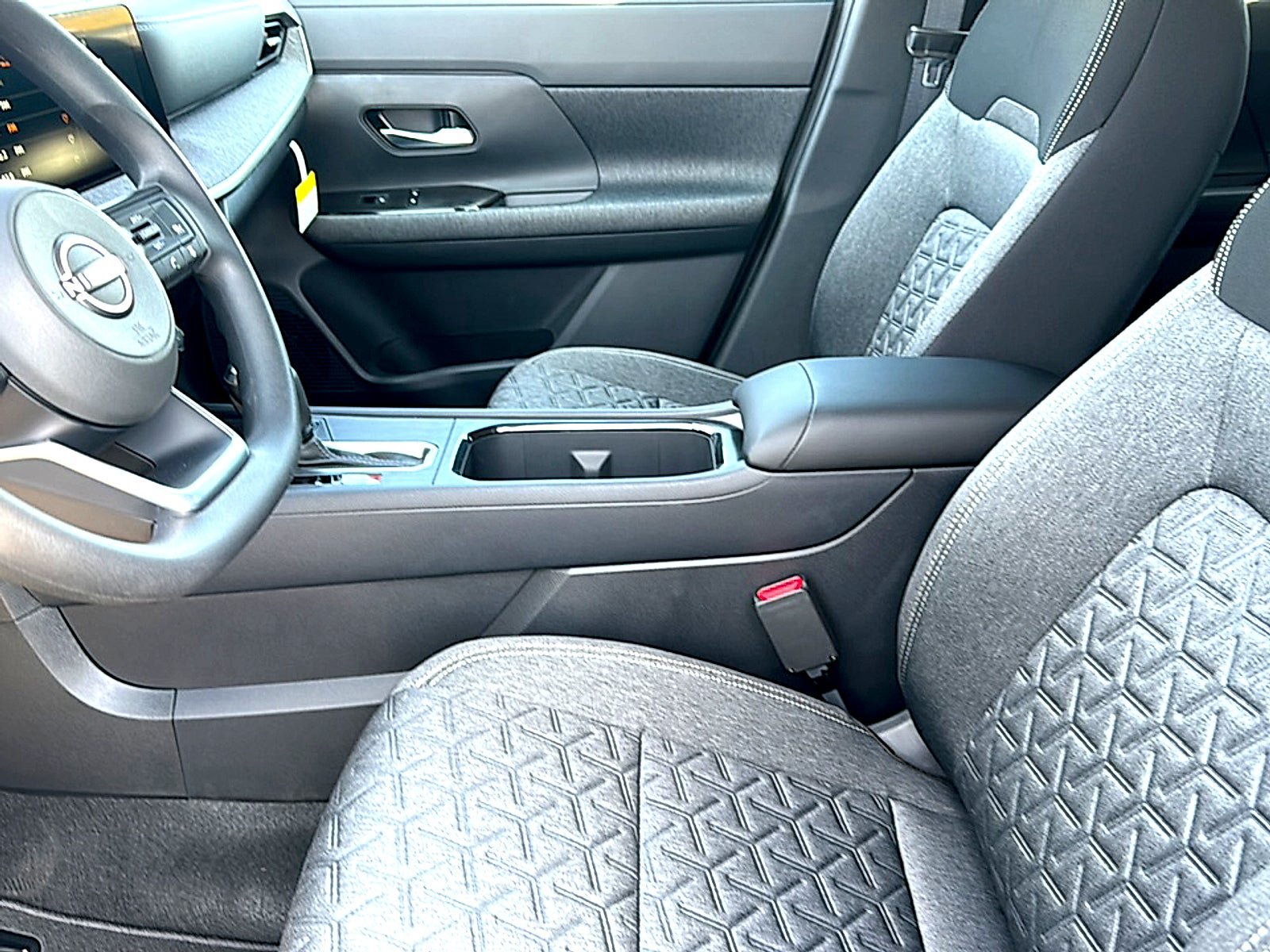 New 2027 Nissan Kicks SV w/ SV Premium Package FWD image 10