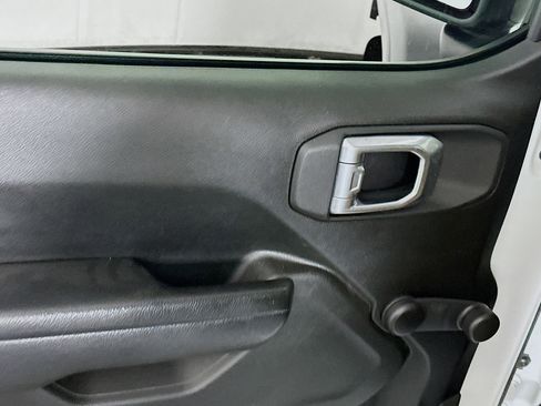 Used 2022 Jeep Wrangler Unlimited Sport image 15