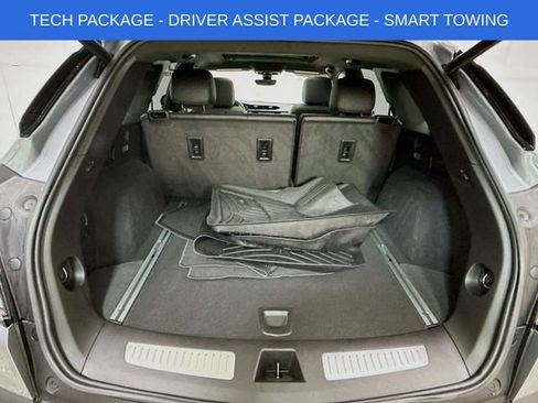 Used 2024 Cadillac XT5 Sportv w/ Technology Package image 31