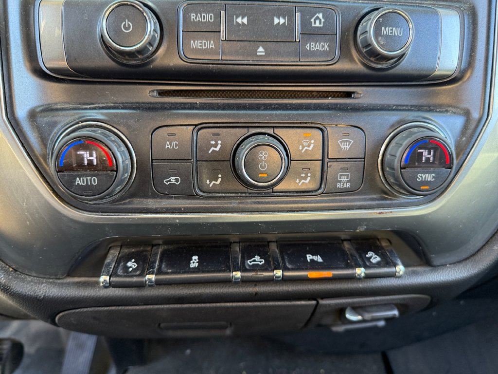 Used 2017 Chevrolet Silverado 1500 LT w/ All Star Edition AWD/4WD image 28
