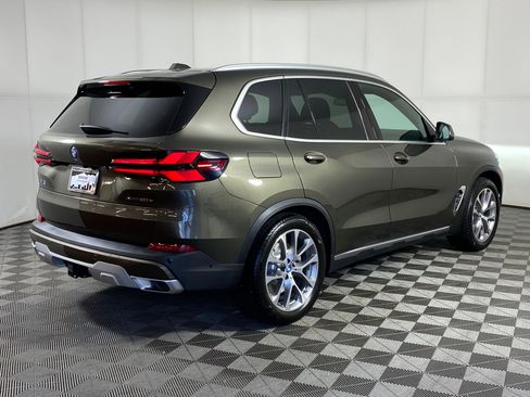 Certified 2024 BMW X5 xDrive50e w/ Premium Package image 8