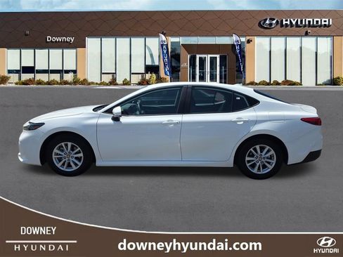 Used 2025 Toyota Camry LE FWD image 2