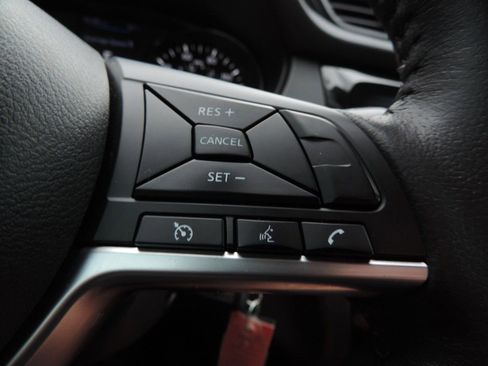 Used 2020 Nissan Rogue S w/ Special Edition Package image 29