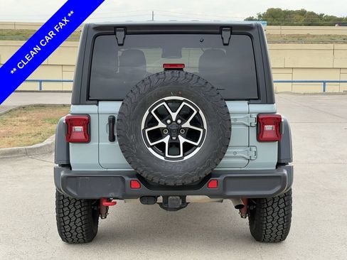 Used 2024 Jeep Wrangler Unlimited Rubicon AWD/4WD image 7