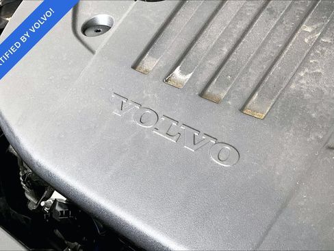 Certified 2026 Volvo XC60 B5 Plus AWD/4WD image 43