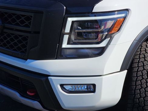 Used 2021 Nissan Titan PRO-4X w/ Off Road Protection Package image 33