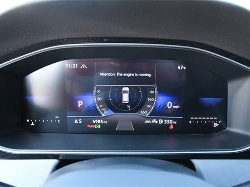 Certified 2025 Volkswagen Jetta SE image 21