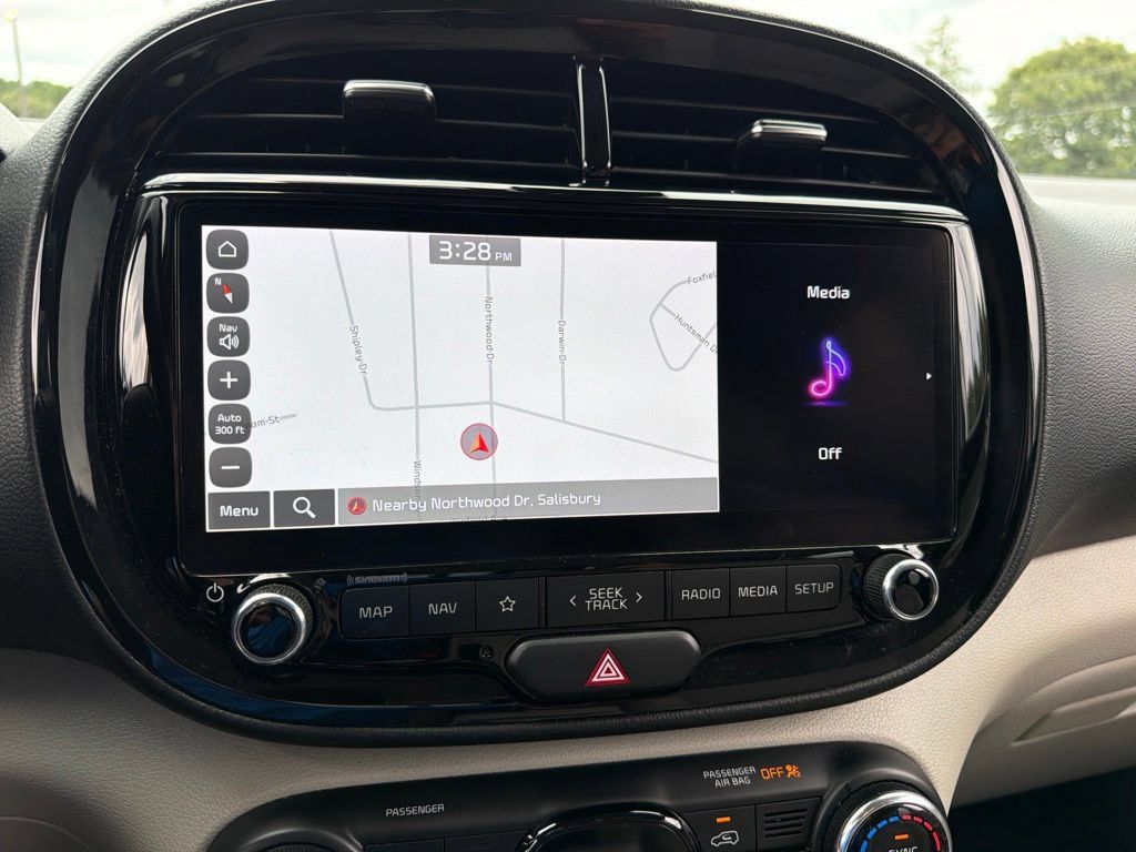 Certified 2023 Kia Soul EX FWD image 10