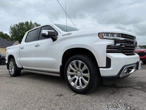 Used 2020 Chevrolet Silverado 1500 High Country w/ Technology Package AWD/4WD image 10