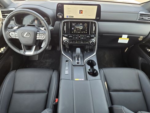 New 2025 Lexus LX 700h Luxury w/ Appearance Package image 20