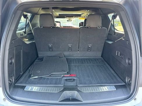 Used 2023 GMC Yukon XL Denali Ultimate AWD/4WD image 24