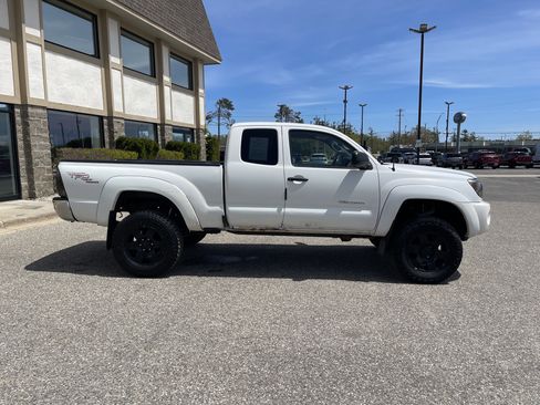 Used 2006 Toyota Tacoma 4x4 Access Cab V6 image 3