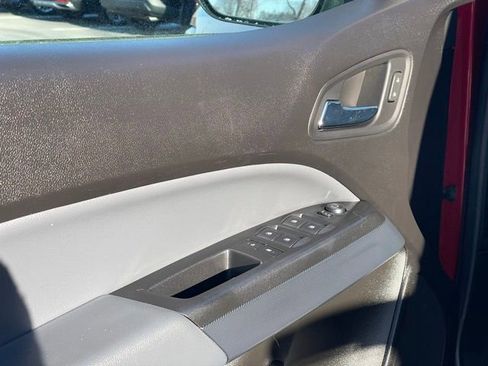 Used 2018 Chevrolet Colorado Z71 image 12