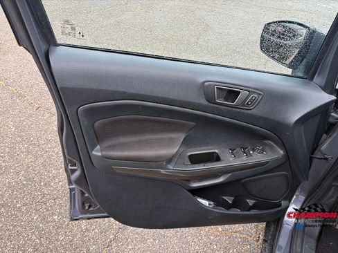 Used 2020 Ford EcoSport SE w/ SE Convenience Package image 12