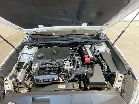 Certified 2019 Toyota Camry SE FWD image 26