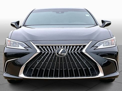 New 2025 Lexus ES 350 image 3