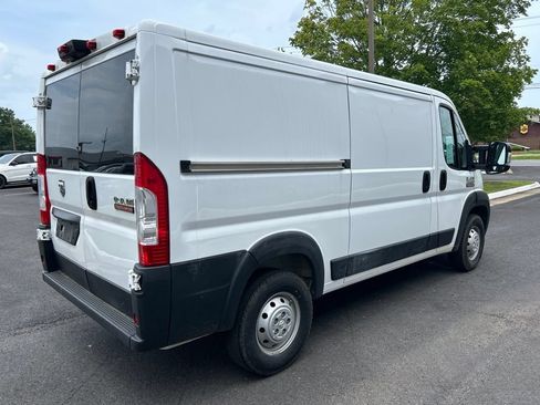 Used 2021 RAM ProMaster 2500 FWD image 3