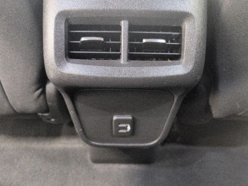 Used 2020 Chevrolet Equinox LT AWD/4WD image 22