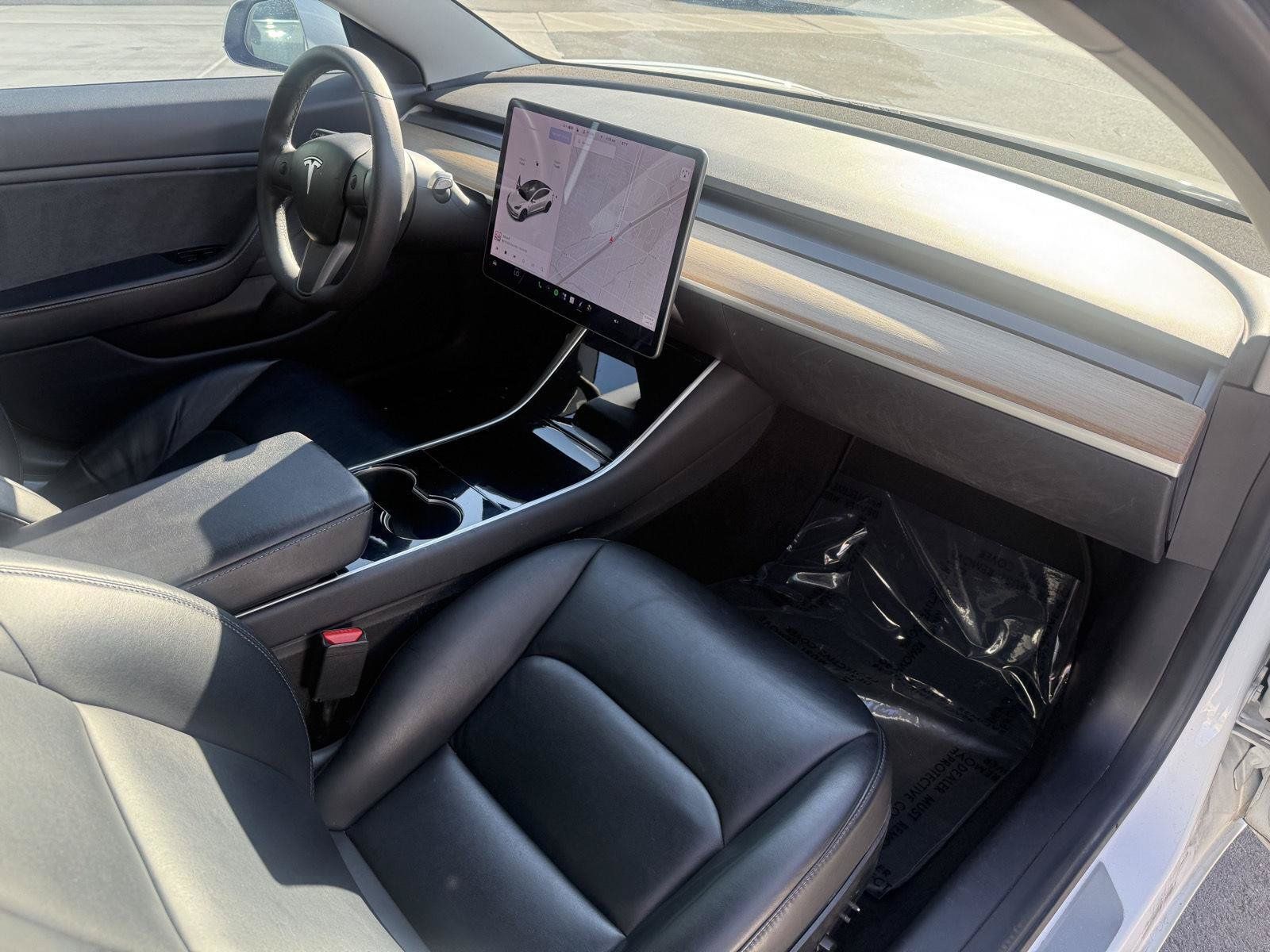 Used 2019 Tesla Model 3 Standard Range Plus RWD image 23