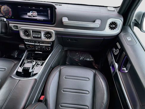Used 2021 Mercedes-Benz G 550 w/ G Manufaktur Interior Package image 16
