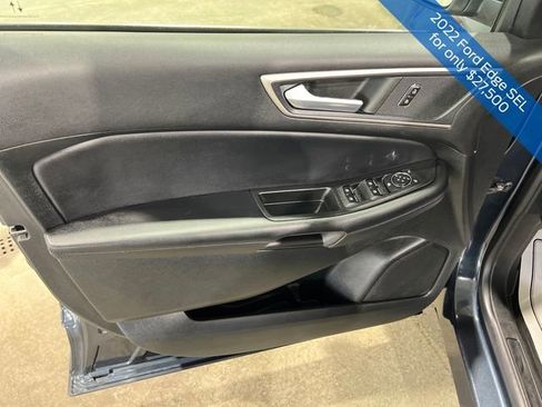 Used 2022 Ford Edge SEL w/ Convenience Package image 11