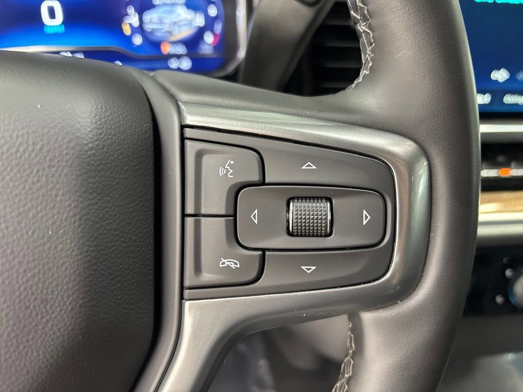 Used 2024 Chevrolet Silverado 1500 LT AWD/4WD image 14