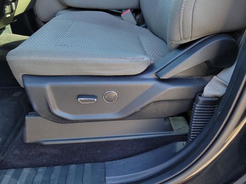 Used 2016 Ford F150 XLT w/ Equipment Group 301A Mid image 8