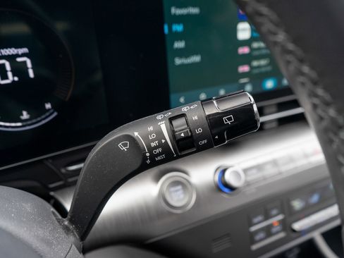 Used 2024 Hyundai Kona SEL image 26