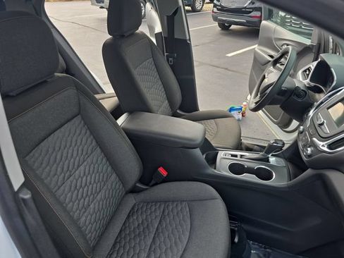 Used 2019 Chevrolet Equinox LT FWD image 12