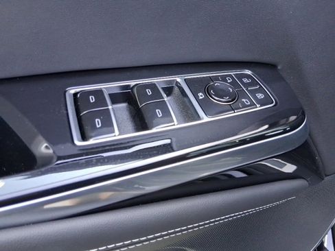 New 2026 Cadillac Escalade Platinum Sport w/ LPO, Floor Liner Package image 19