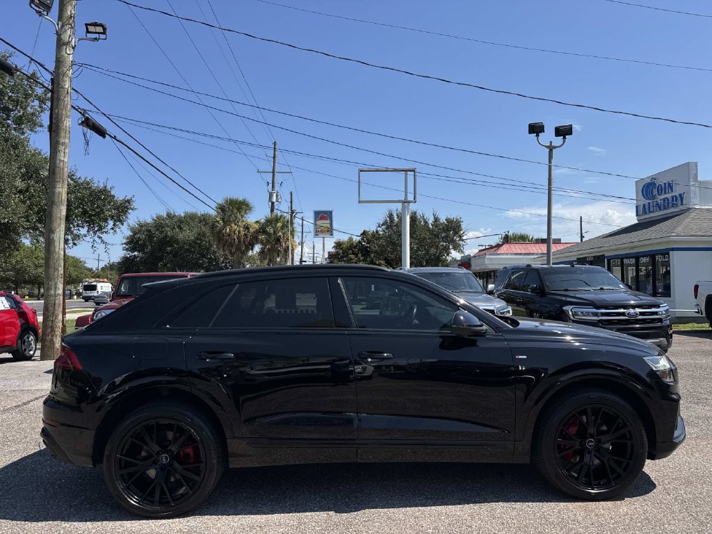 Used 2019 Audi Q8 Prestige AWD/4WD image 10