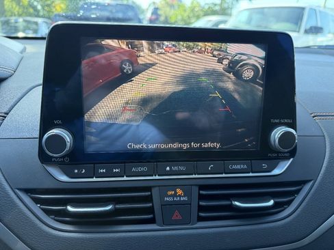 Used 2020 Nissan Altima 2.5 SR FWD image 10