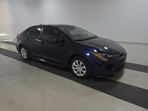 Used 2024 Toyota Corolla LE image 1