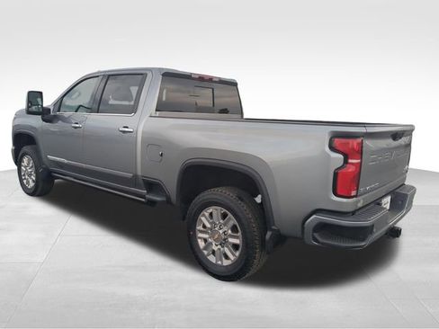 Certified 2025 Chevrolet Silverado 3500 High Country w/ High Country Premium Package image 3