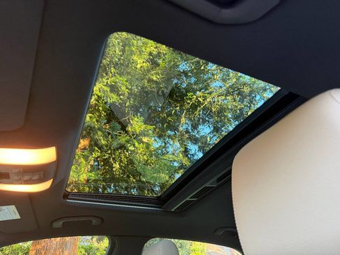 Used 2012 Mercedes-Benz E 350 Sedan image 12