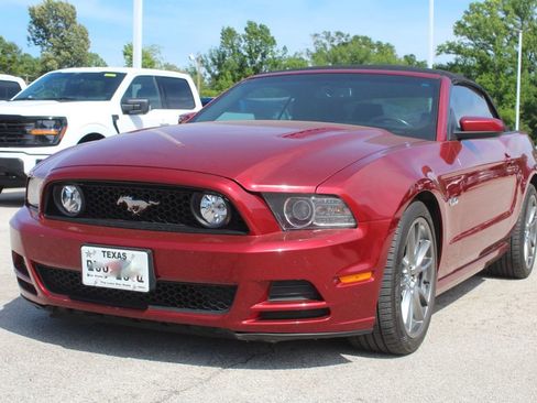 Used 2014 Ford Mustang GT Premium w/ Electronics Package RWD image 2